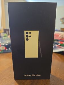 Samsung Galaxy S24 Ultra 5g Unlocked.