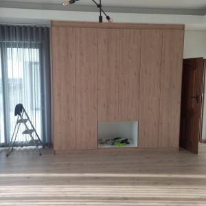 Skilled Carpenter Available 