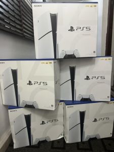 F/s Sony Playsation 5 Slim